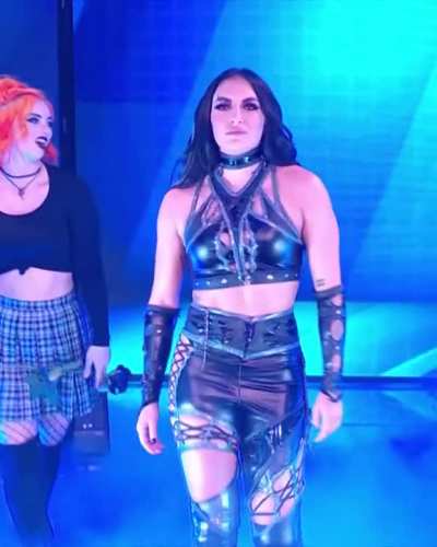 Sonya Deville