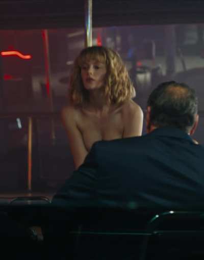 Emma Laird - Stripper plot in ‘Mayor Of Kingstown’