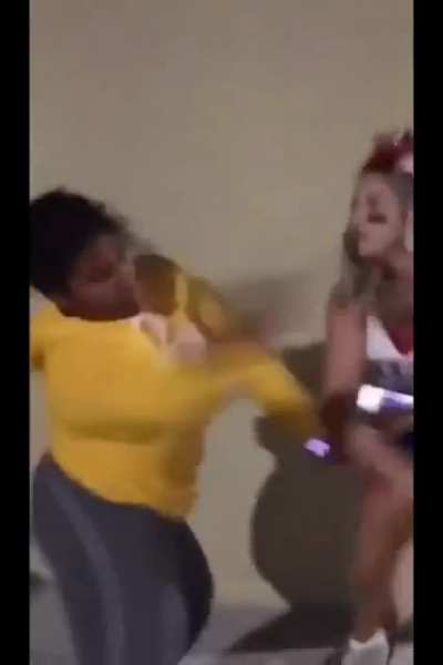 Cheerleader fight