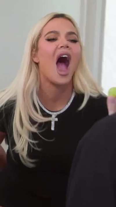 Khloe