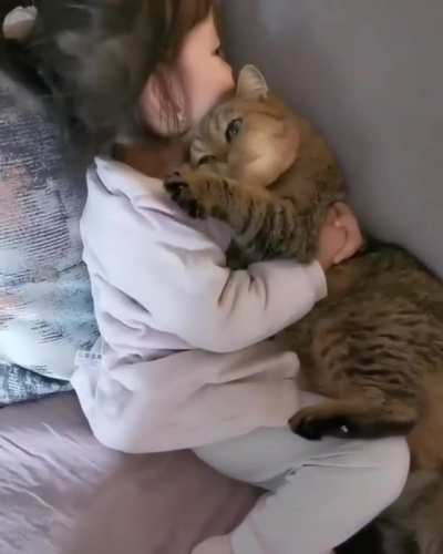 Cute Cuddles🥰