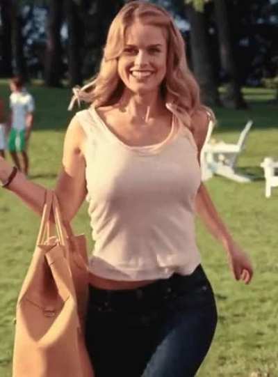 Alice Eve