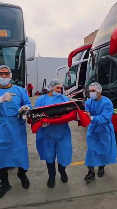 Bitch I&rsquo;m a baby bus