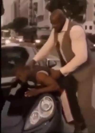 Violence &eth;&yen;