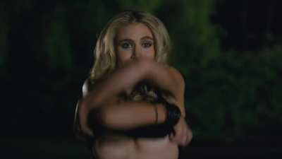 Alexandra Turshen in Red Oaks (TV Series 2014&ndash; ) [S01E01]