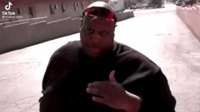 didn&rsquo;t realize how fat this mf was until this video