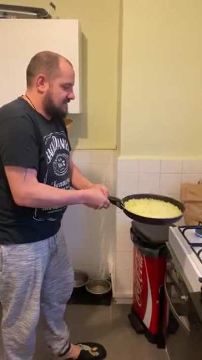 To do a pan flip