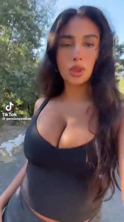 @persianpesbian