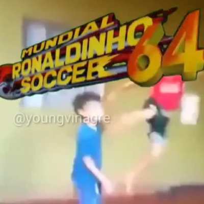 Ronaldinho 64