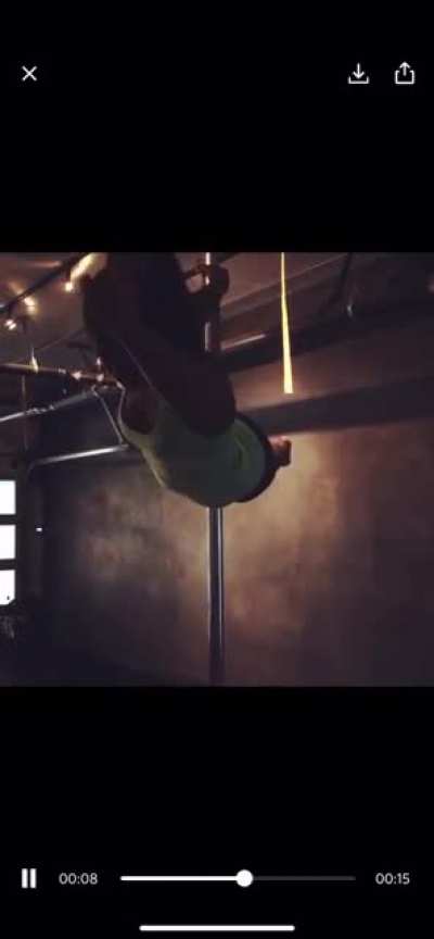 Pole video