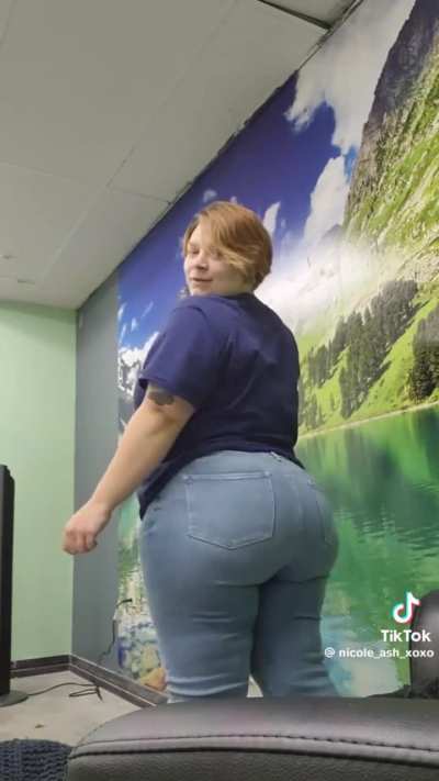 It&rsquo;s sooo fat 🤤🤤🤤