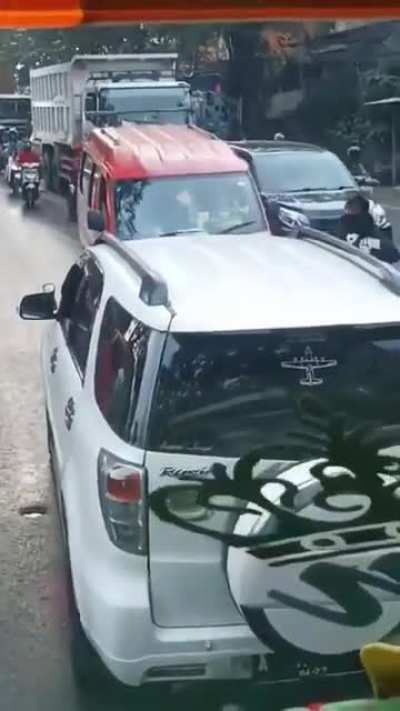 Energi kon*ol besar