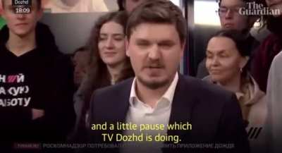 &lsquo;No to war&rsquo;: Russian TV staff walk off set after final broadcast