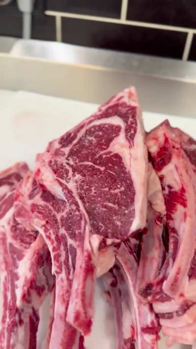 Tomahawk Steaks