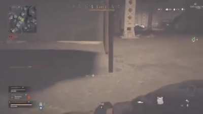 Quad feed with throwing knife sprinkled in