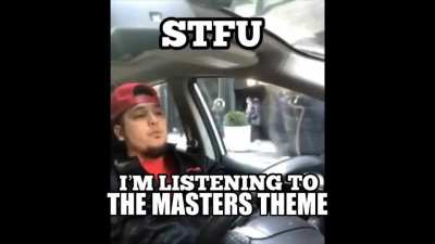 He do be vibin tho