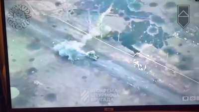Anti-Tank gunners from the 1st Company "Paskuda" of the 3rd Assault Brigade use Stugna-P ATGMs to destroy armoured vehicles and a building containing a dozen Russian soldiers.