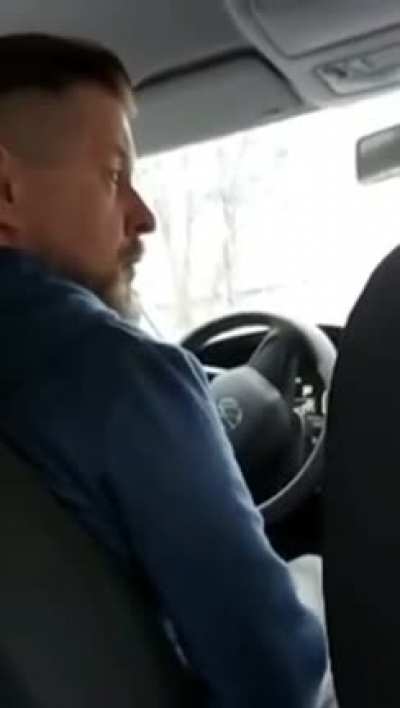 "Если вы не будете отказываться я просто поеду домой, закрою автомобиль и вызову полицию". Уровень сервиса: Яндекс 🤣