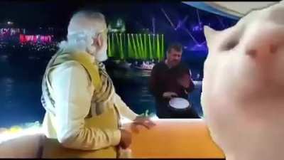 Mr Moodi Vibing to levan pollka