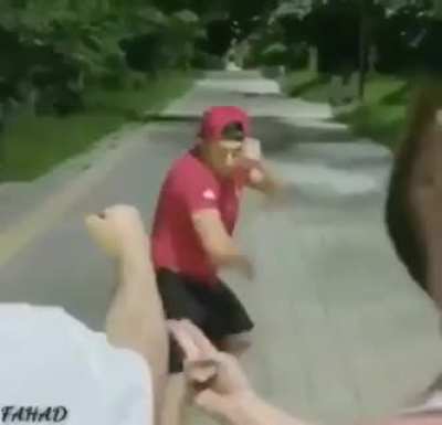 India v China