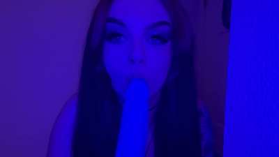 No lube necessary 🍆🧎🏻&zwj;♀️