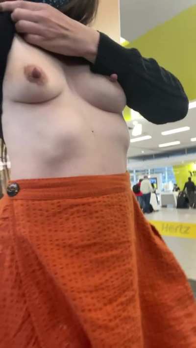 FREE DICK RATE, if you join OnlyFans.com/LillyVig today (new subs only)