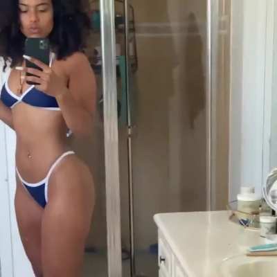 Krystal Pitt (@kry<wbr>stala<wbr>ngeli<wbr>que)