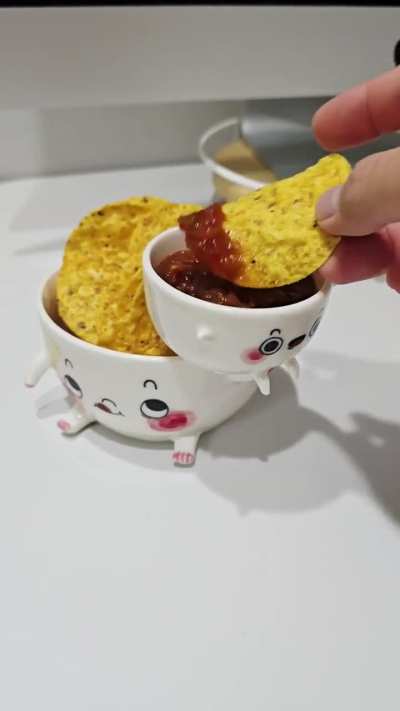I made this bowl small to control my nacho portions...