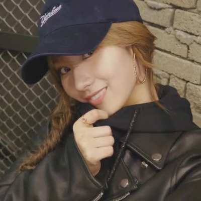 Stylish Sana