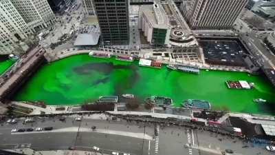 "Chicago river dyed green for 2023 St.Patrick's Day!"