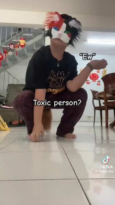 cringe therian 