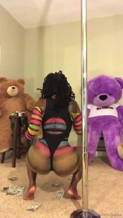 🍑🎂