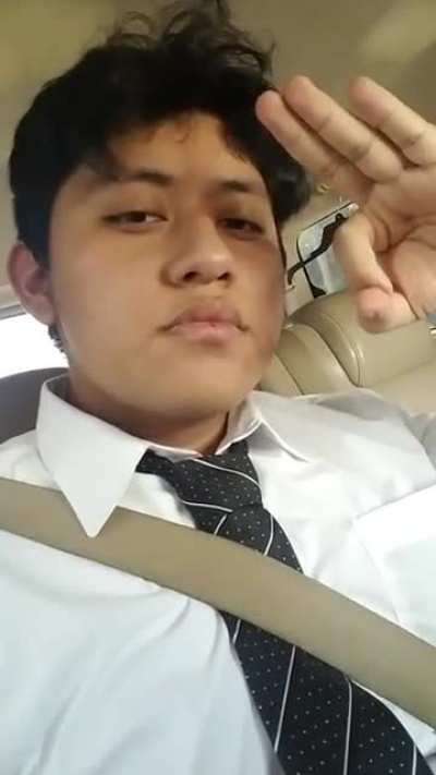 Coming back from grad ceremony Vid