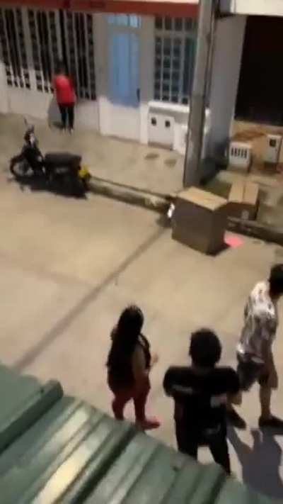 Un amigo me paso este video y no pude no editarlo ...