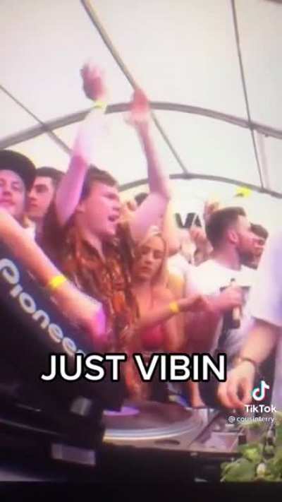 This lad living his best life.