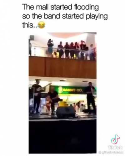 the band stood the assignment:&amp;gt; cttro:)
