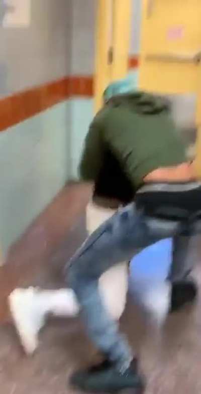 They can&rsquo;t fight😂😂&hellip;. but dude in the white pants got heart💯‼️