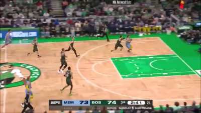 [Highlight] Ja throws a pinpoint pass from 3/4 court to Clarke for the and-1