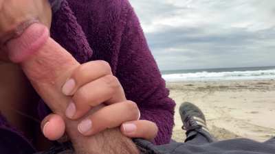 Sucking his cock with this view had my pussy wetter than the sea 😜🌊
