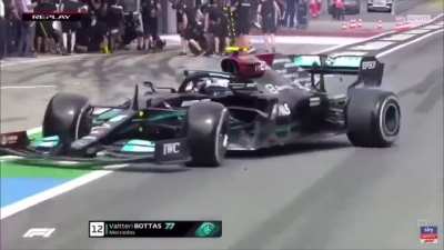 Full McLaren team audio after Bottas' spin