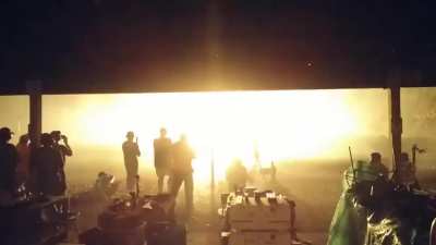 Makinali t&uuml;feklere orgasm olan bir ben yokumdur değil mi? Resmen boşalıyorum amk