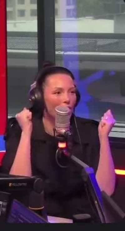 &ldquo;She&rsquo;s so contrived! This woman cannot do anything genuine!&rdquo;