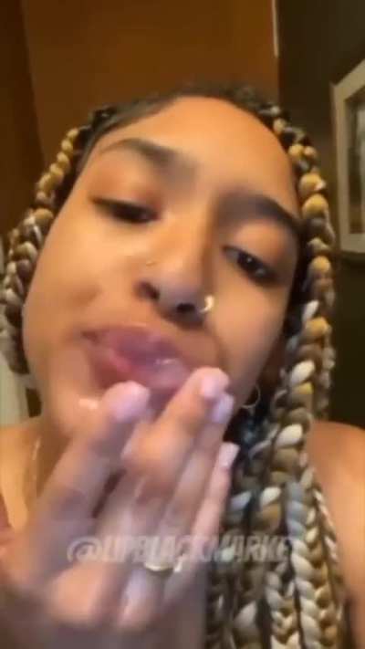 She gets me bricked every time i see her ass 😍😍