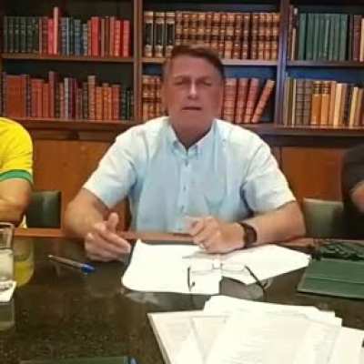 &Ocirc; ... calcinha apertada ... Isso a&iacute; n&atilde;o &eacute; coisa de homi p&ocirc;