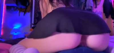 wet pillow humping