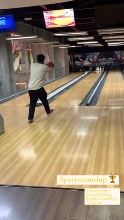Bowling