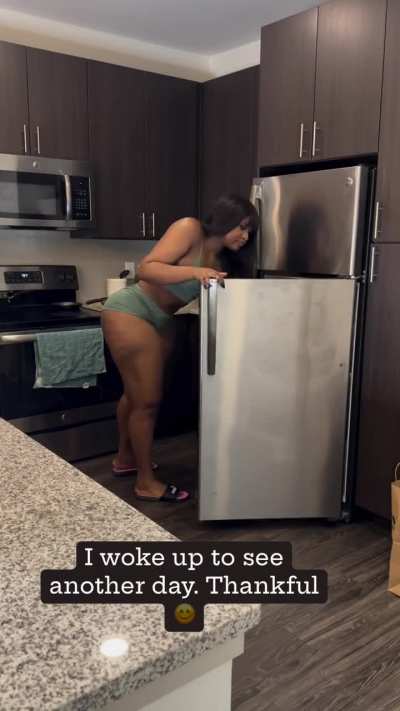 There&rsquo;s now way in hell she not getting dick down every night 