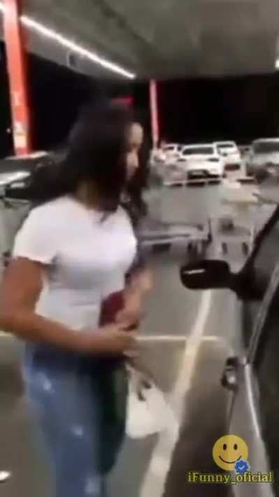nossa acho que ela confundiu de uno