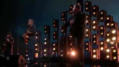 Tracy Chapman and Luke Combs perform &ldquo;Fast Car&rdquo;