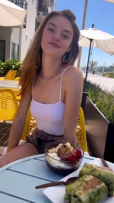 Willow Hand